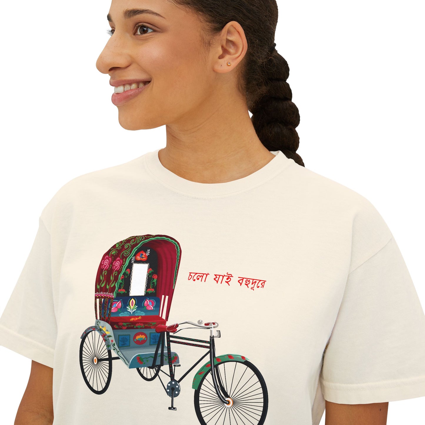 Artistic Women's Boxy Tee with Rickshaw Design