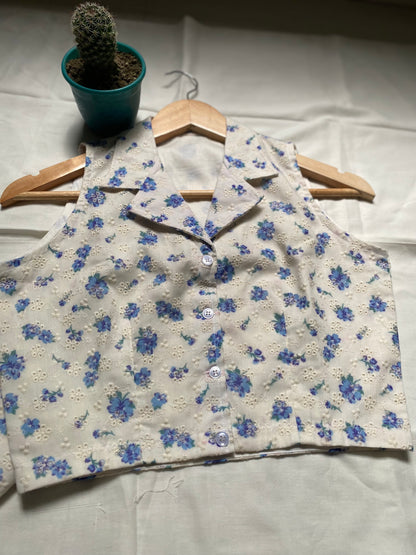 Daisy - High-Collar Sleeveless Chikankari Blouse