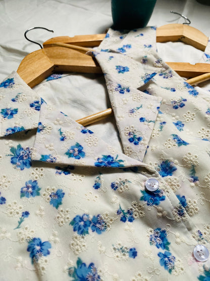 Daisy - High-Collar Sleeveless Chikankari Blouse