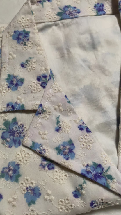 Daisy - High-Collar Sleeveless Chikankari Blouse